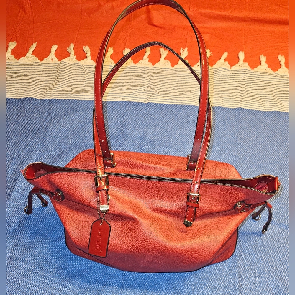 Dasein Faux Leather Large Textured/Pebbled Rich Red Tote Top Zip Closure EUC